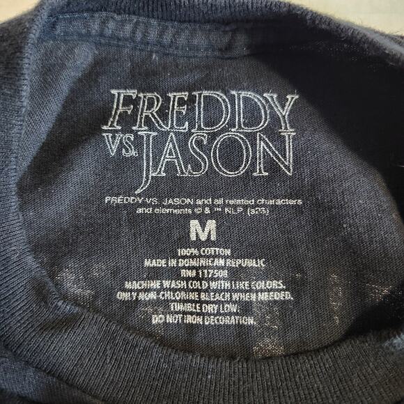 Freddy Vs Jason Men's Black Graphic Tee Short Sleeve Rare Size Medium - Picture 7 of 9